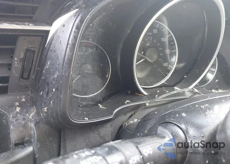 2015 Honda Fit Ex/Ex-L z USA, uszkodzony, nr VIN 3HGGK5H89FM776277